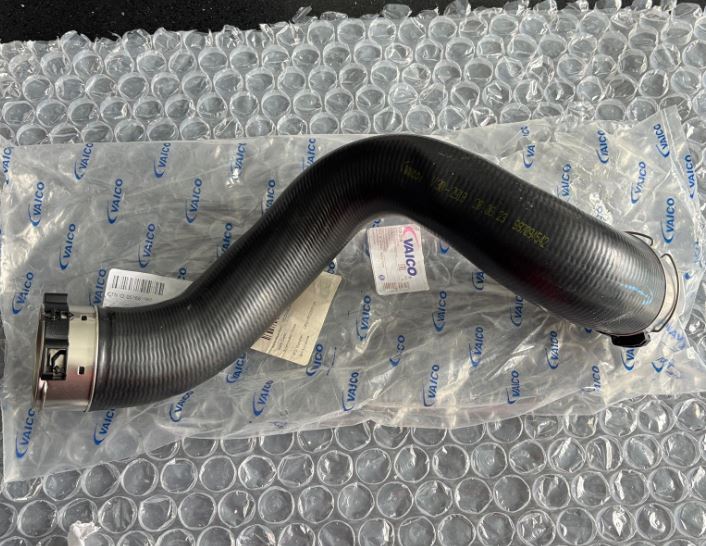 Manguera de admisión TURBO, Mercedes Benz C180 C200 E300 W204
