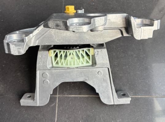 Soporte de motor DERECHO Mercedes Benz clase A y B W177 W247