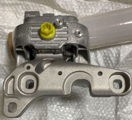 Soporte de motor DERECHO Mercedes Benz clase A y C W177 W247