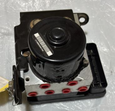 Modulo completo  ABS  USADO para JEEP GRAND CHEROKEE 2005