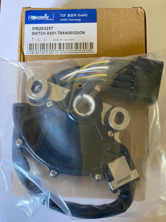 Interruptor neutral caja A/T  Mitsubishi Montero